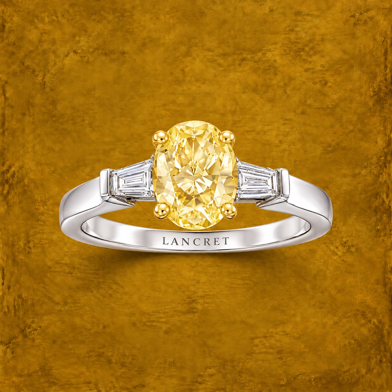 Oval Yellow Diamond Trilogy — Jewellery detail